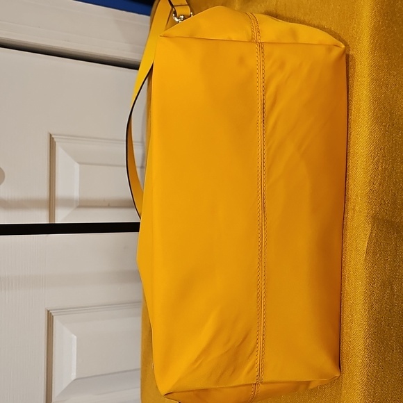 Henri Bendel Bag Large Golden Yellow Nylon Crossbody Bag NWOT Rare - Picture 9 of 17